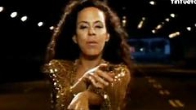 Bebel Gilberto - Momento