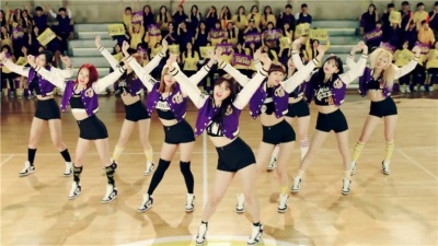 TWICE - CHEER UP