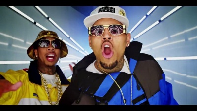 Chris Brown、Tyga - Ayo