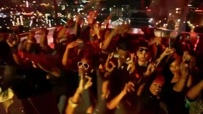 Waka Flocka Flame、Wale、Roscoe  - No Hands
