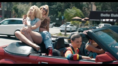 Britney Spears、Iggy Azalea - Pretty Girls