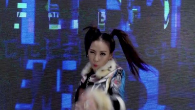 Skrillex、Diplo、CL(李彩麟)、G-DRAGON - Dirty Vibe