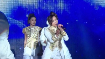 2NE1 - Crush + Come Back Home