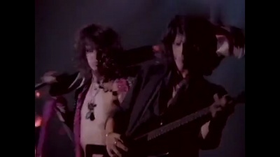 Run D.M.C. & Aerosmith - Walk This Way