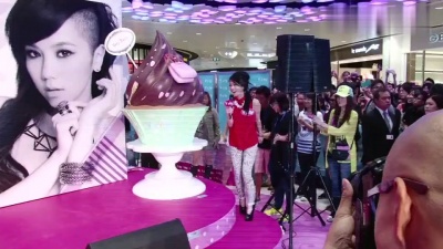G.E.M.邓紫棋 - V City THE BST Of 2008-2012 签唱会