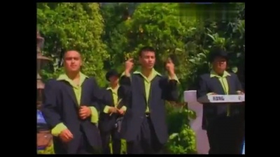 Alacranes Musical - A Cambio De Que