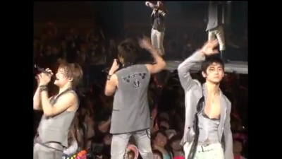 东方神起 - Boxin The Ship 日本四巡演唱会巨蛋站现场版