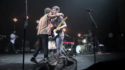 Foster the People、The Kooks - Hold On