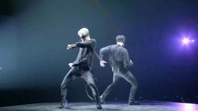 EXO - Artificial Love