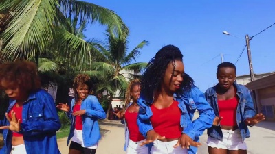 Tour 2 Garde、Abou Debeing - Wari, la chorégraphie (Alternative Video)