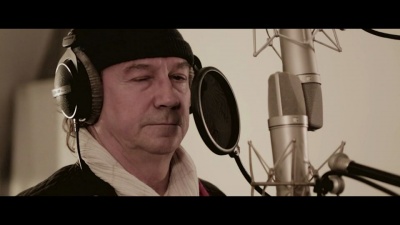 Alan Stivell、Gilles Servat、Tri Yann、Gwennyn、Louis Capart、Clarisse Lavanant、Soldat Louis、Rozenn Talec、Renaud Detressan、Cecile Corbel - Bro gozh ma zadoù (Alternative Video)
