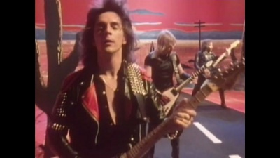 Judas Priest - Heading Out to the Highway