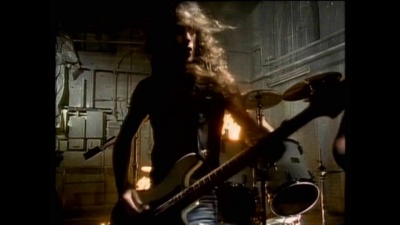 Iron Maiden - Wasting Love