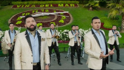 Banda el Recodo de Cruz Lizarraga - Vale La Pena