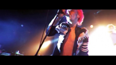 Bonaparte - C'EST À MOI QU'TU PARLES?