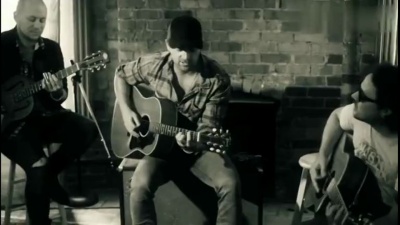 Kip Moore - Somethin' 'Bout A Truck (Acoustic)
