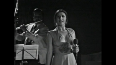 isabel pantoja - Un Rojo, Rojo Clavel ((Actuación RTVE))