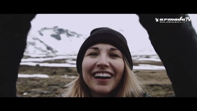Pablo Nouvelle、James Gruntz - Hold On