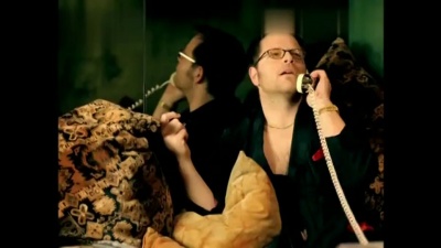 Weezer - Beverly Hills