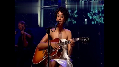 Corinne Bailey Rae - Till It Happens To You