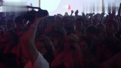 Florence + The Machine - Heavy In Your Arms (LIVE from Bonnaroo, 2011)