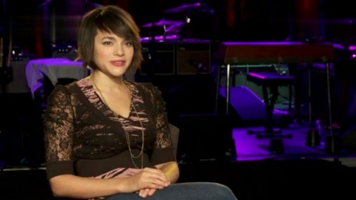 Norah Jones - Chasing Pirates(iheartradio LIVE)