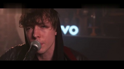 Barns Courtney - Fire - Vevo dscvr (Live)