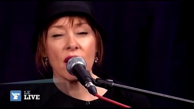Suzanne Vega - Fool's Complaint (live版)