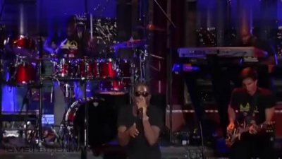 Tinie Tempah - Wonderman (Live on Letterman)