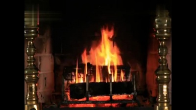 Il Volo、Jackie Evancho、Katherine Kennicott Davis、Dina Fanai、Harry Simeone、Robert Kinkel、Dave Eggar、Jesse Mills、Alex Alexander、Heather Holley、Stefan Bredereck、Anthony Maceli、Henry Onorati - Little Drummer Boy (Yule Log Video)