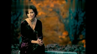 Martina McBride - Concrete Angel