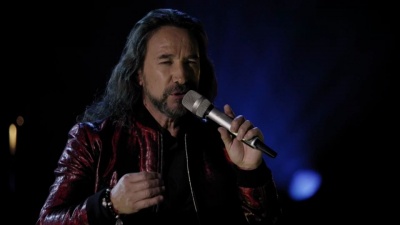 Miguel Bose / Marco Antonio Solís - Olvídame tú (with Marco Antonio Solis) (MTV Unplugged)