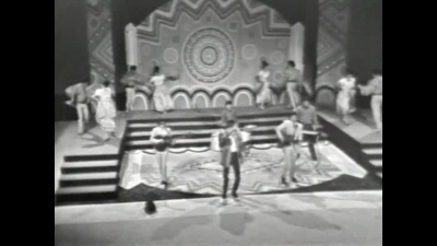 Los Bravos - Bring a Little Lovin'