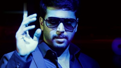 D. Imman、hyde karty、D.Imman、Vishal Dadlani - Romeo Romeo Lyric | Jayam Ravi, Hansika | D. Imman