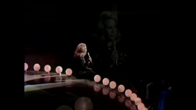 Tammy Wynette - Reach Out Your Hand (Live)
