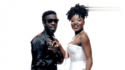 Efya / Bisa Kdei - One of Your Own