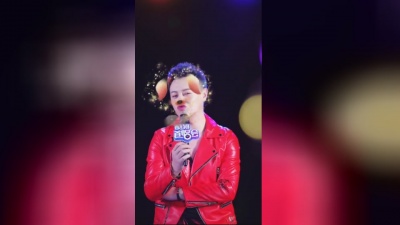 白嘉峻、小潘潘(潘柚彤) - 八九不离十
