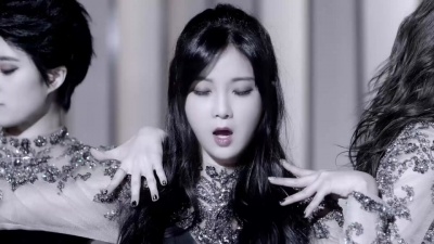 Rainbow - Black Swan