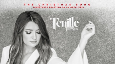 Tenille Townes - The Christmas Song