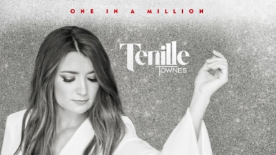 Tenille Townes - One in a Million