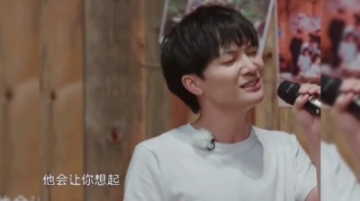 小师妹 - 毛不易、周深 合唱《无问》，默契满分，神仙声线超级搭，真是太好听啦！