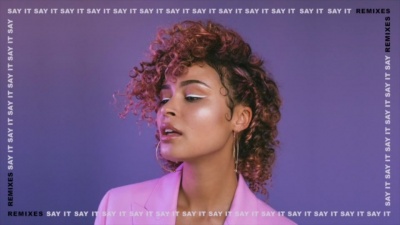 Thandi Phoenix、Sigma - Say It