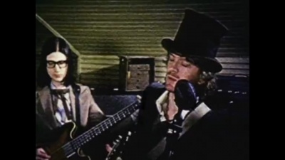 The Raconteurs - Steady, As She Goes