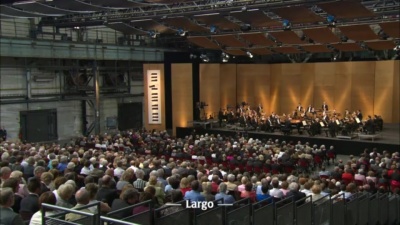 staatskapelle berlin、Daniel Barenboim - Beethoven: Piano Concerto No. 3 in C Minor, Op. 37 - II. Largo