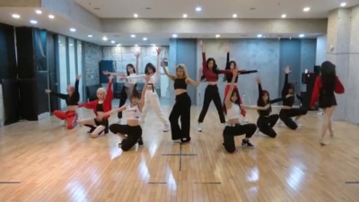 IZ*ONE - Panorama