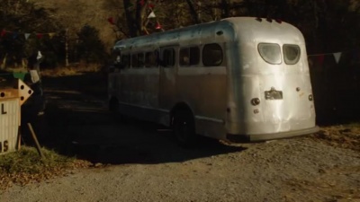 Zach Williams - Less Like Me
