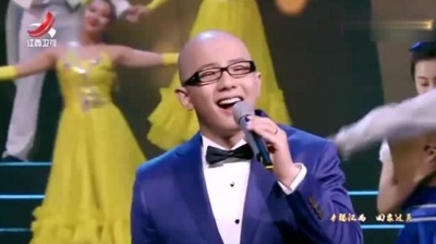 心安 - 喻越越演唱歌曲《乡恋》，不愧是华语乐坛新生代女星，人美歌甜