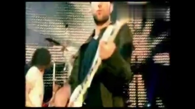 Maroon 5 - Tangle