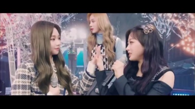 韩国青春少女团 - 音色超绝的aespa KARINA，越听中毒越深！