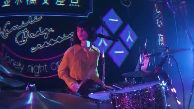 ゲスの極み乙女。 - はしゃぎすぎた街の中で僕は一人遠回りした